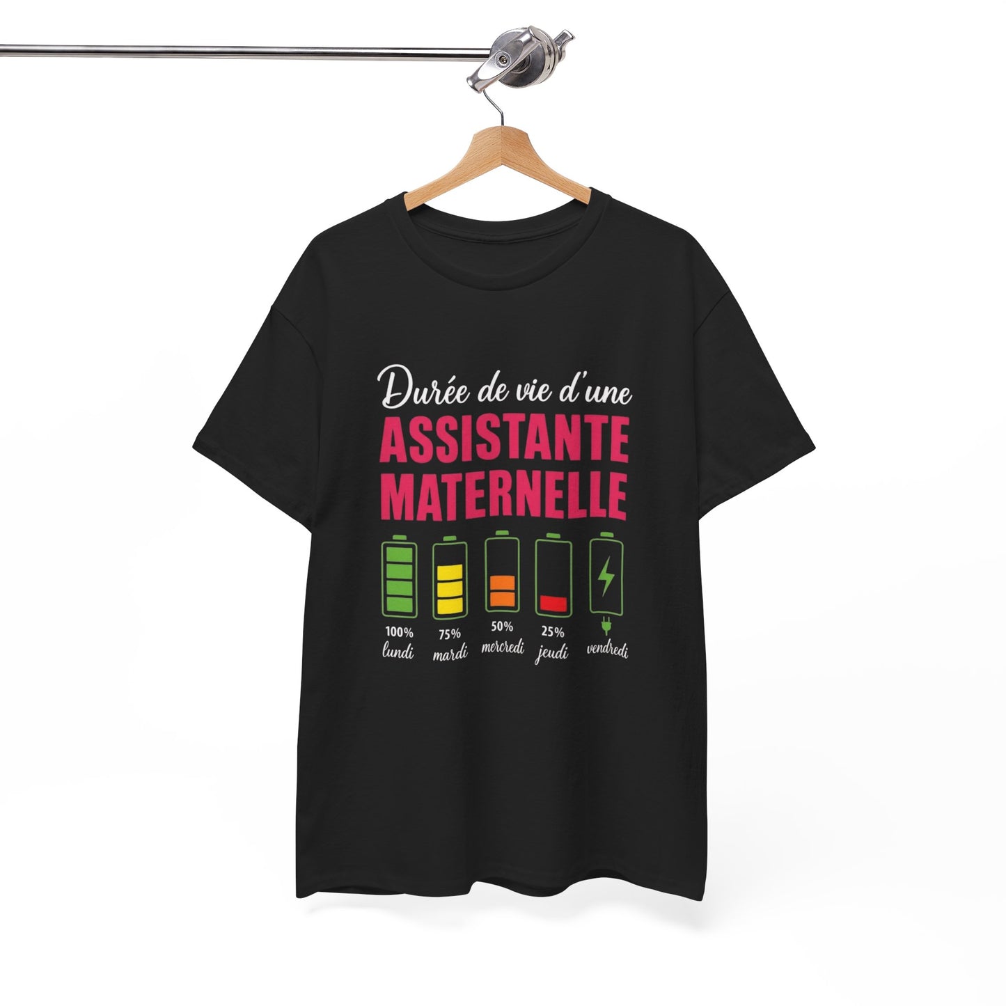 T-Shirt Assistante Maternelle Humour – Durée de Vie d’une Assistante Maternelle – Tee Shirt Femme Drôle