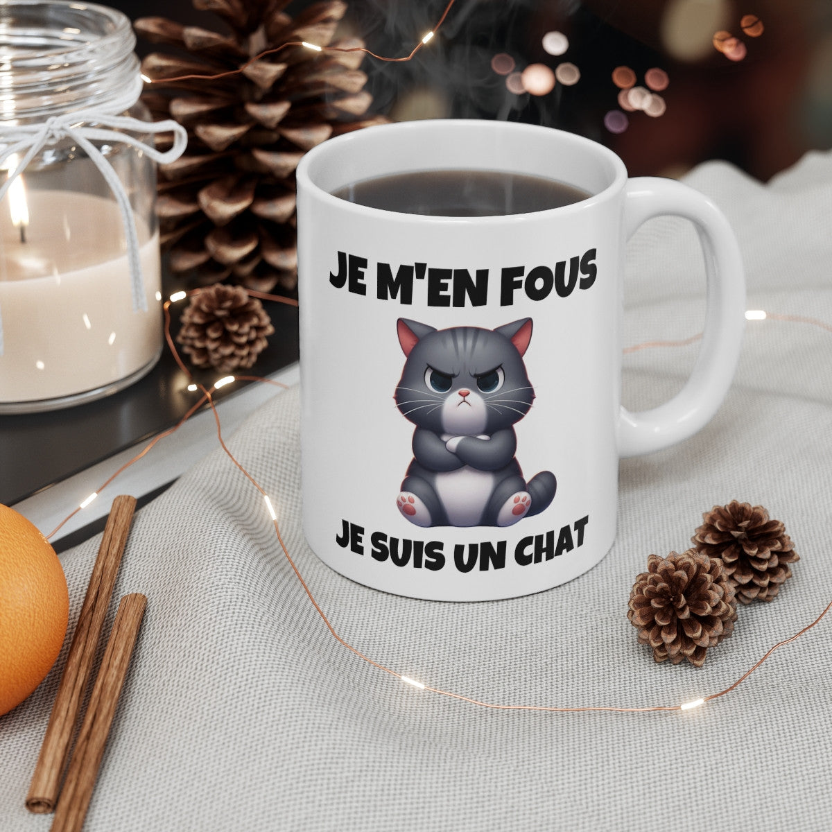 Mug "Je m'en fous, je suis un chat" avec Chat Croisant les Bras – Tasse Céramique 325ml – Cadeau Humour et Attitude Féline