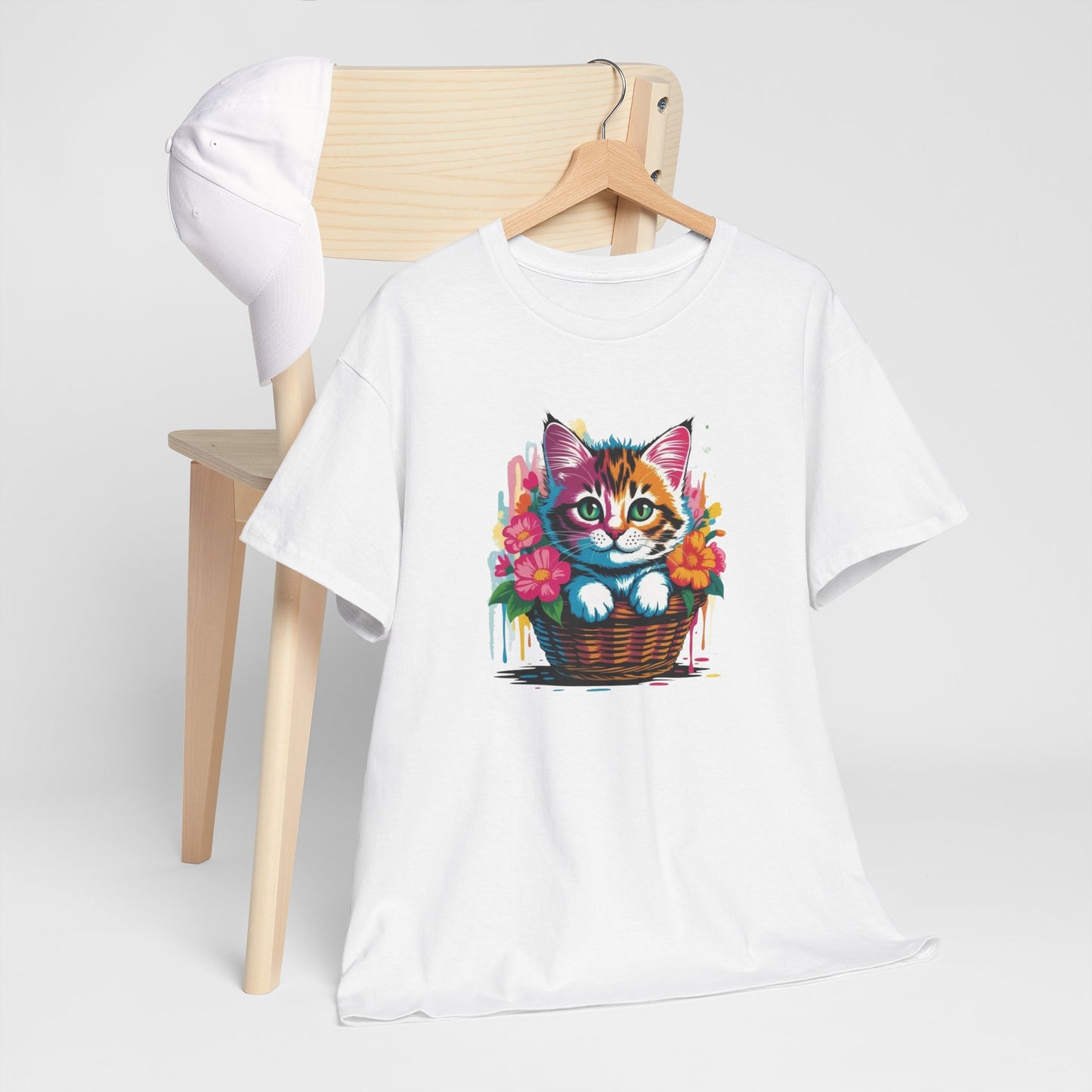 T-Shirt Chaton Mignon Adulte – Chat avec Fleurs Colorées – Tee Shirt Animal Cute Panier Noir Blanc Gris Cadeau