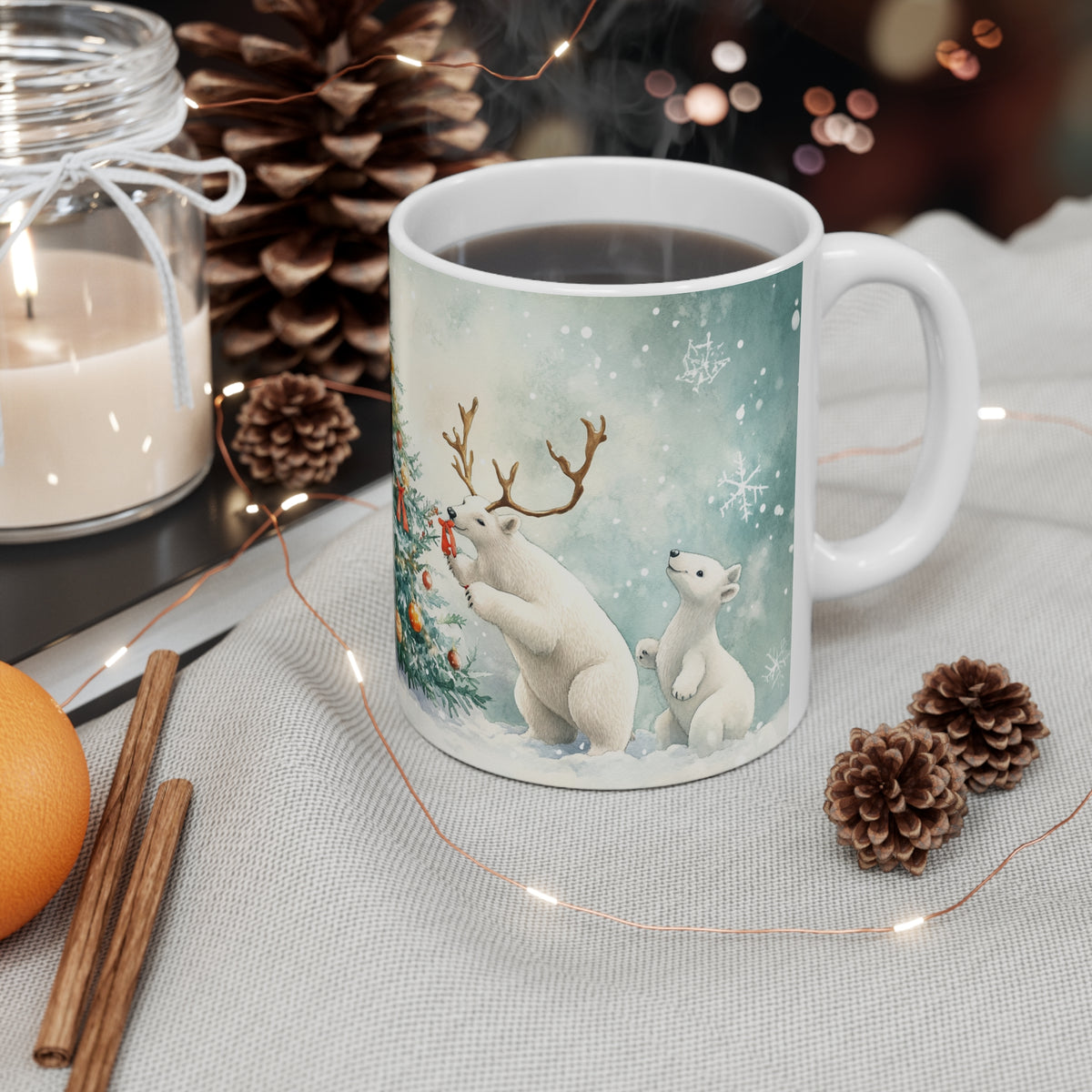 Mug Animaux de Noël autour du Sapin – Pingouin et Ours Polaires Style Aquarelle – Tasse Hiver Cadeau Noël Homme Femme