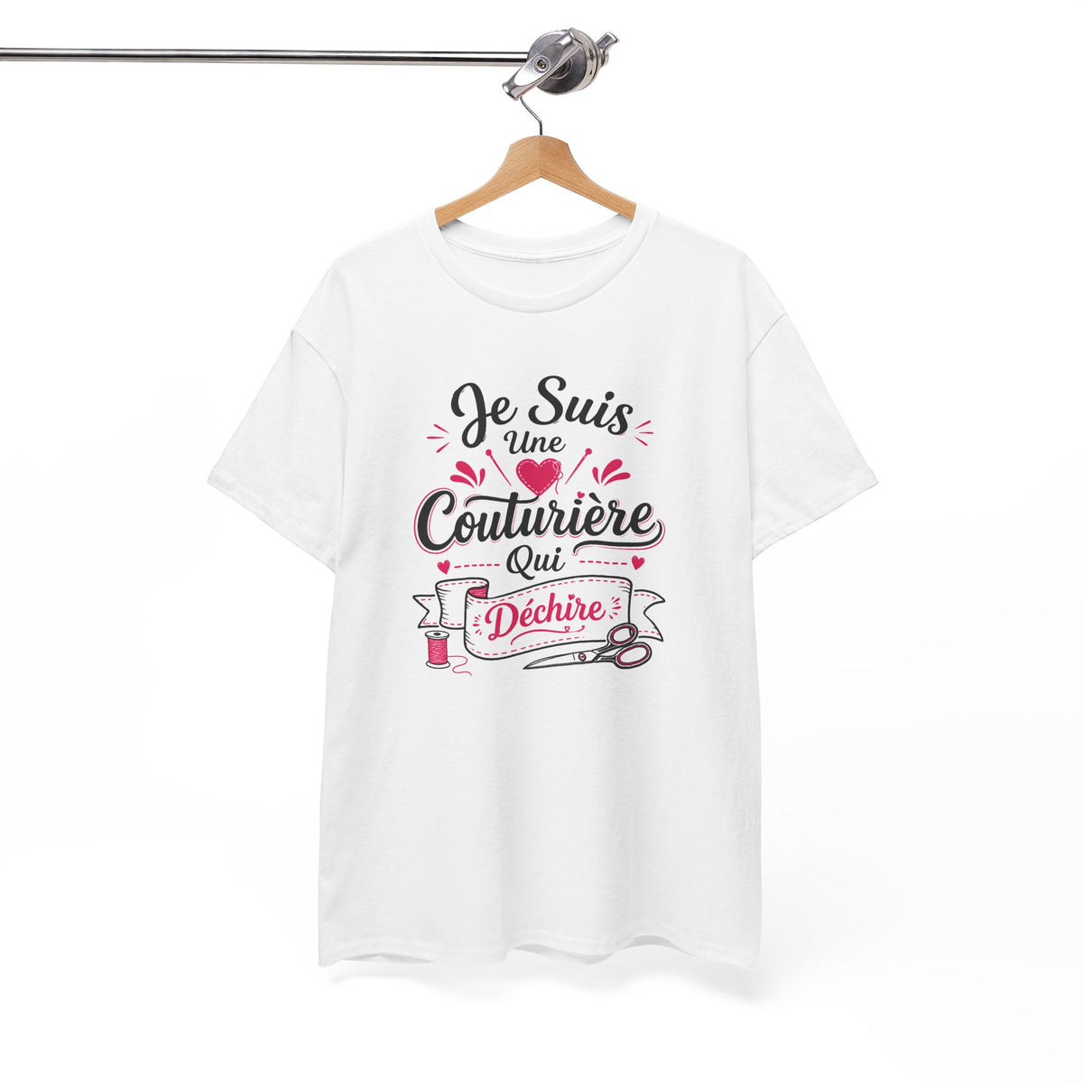 Tee Shirt Femme Couturière – Je Suis une Couturière Qui Déchire – T-Shirt Humour Couture Idée Cadeau Couturière