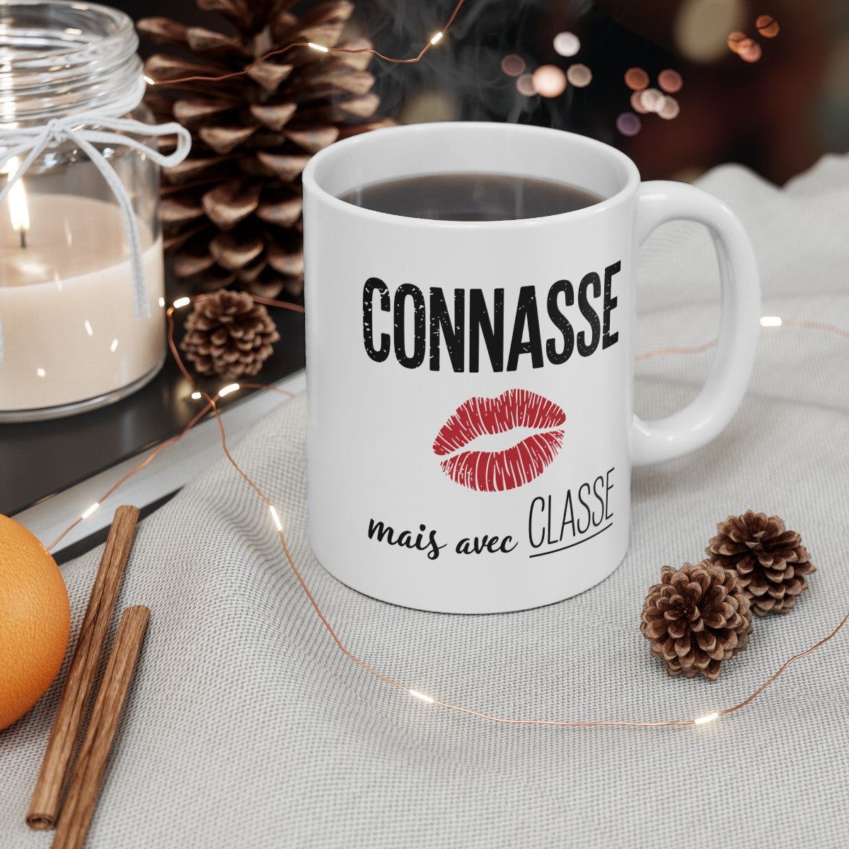 Mug  Humour Femme Tasse Classe avec Embrasse Rouge - Tasse Humoristique en Céramique - Cadeau Drôle et Tendance
