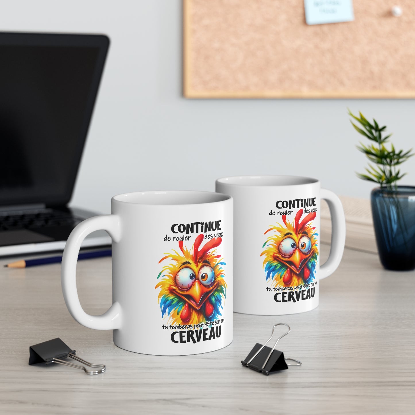 Tasse Continue De Rouler Des Yeux Tu Tomberas Peut-Être Sur Un Cerveau – Mug Humour Poulet Drôle – Cadeau Homme Femme 325ml