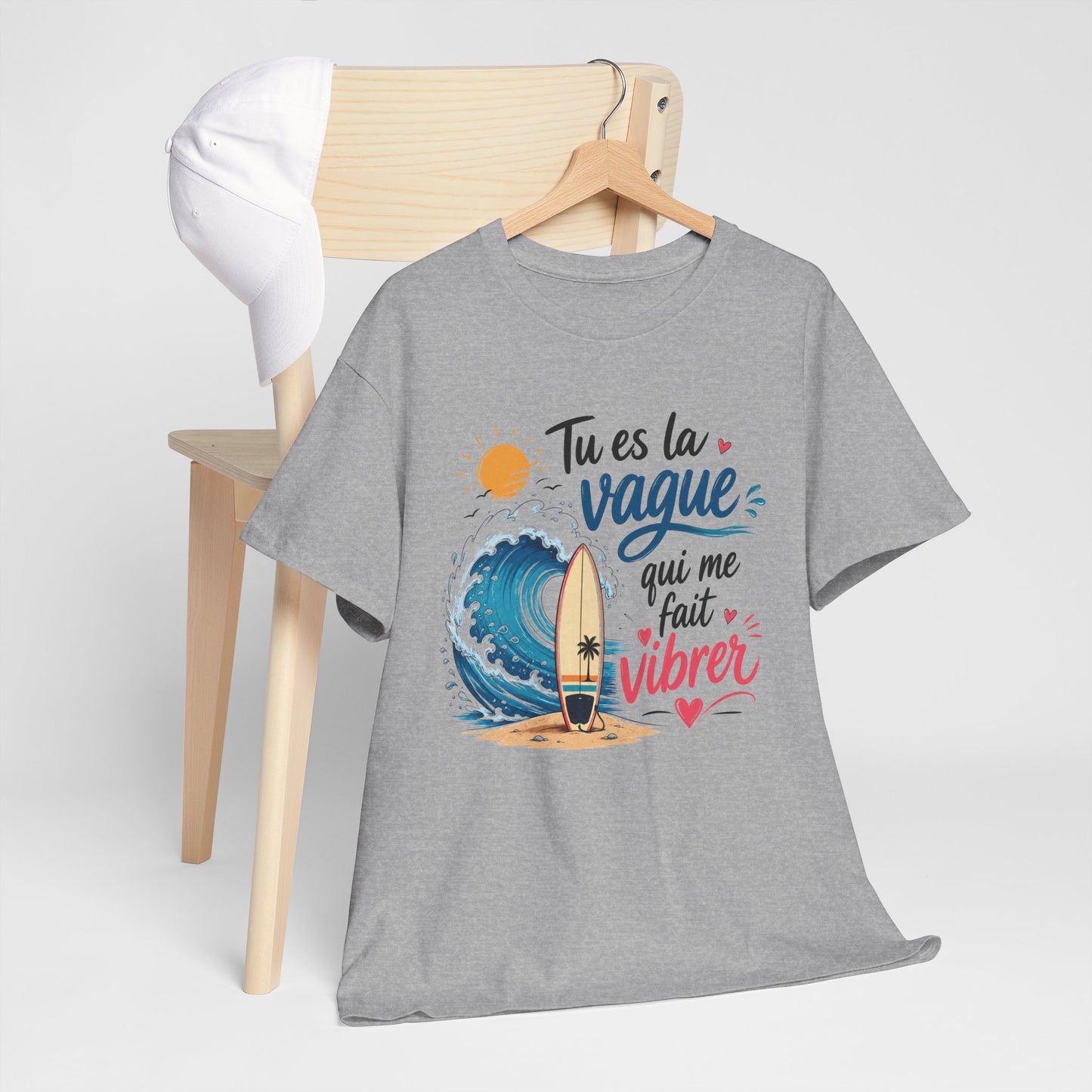 Tee-Shirt Tu Es la Vague Qui Me Fait Vibrer – Cadeau Amour Couple Surf Océan Plage – Tee-Shirt Homme Femme Romantique