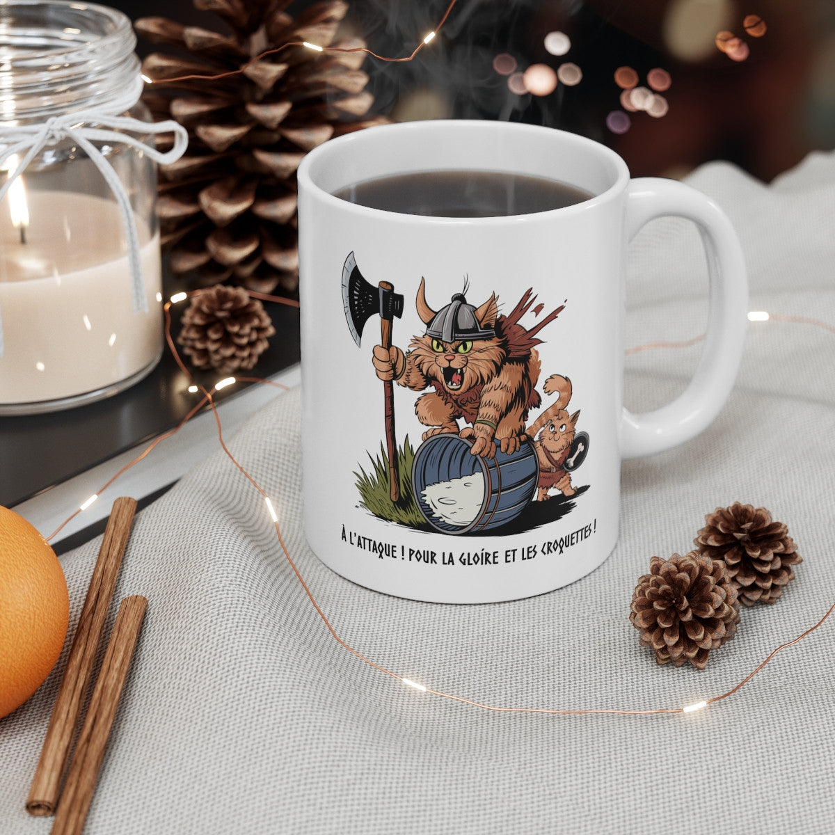 Mug Tasse Drôle Chat Viking – "À l’attaque ! Pour la gloire et les croquettes !" – Humour & Guerrier Nordique