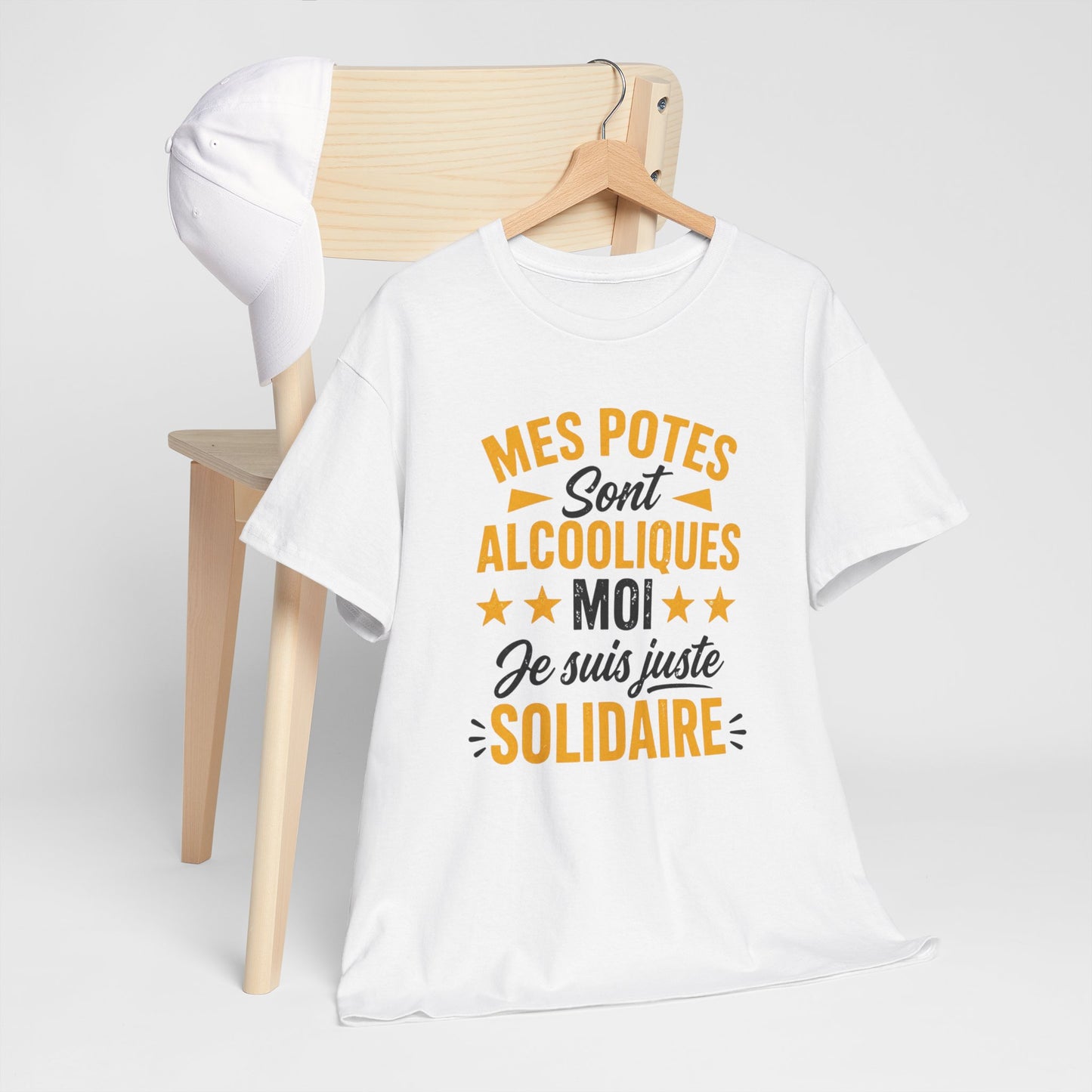 T-Shirt Humour Apéro Homme Femme – Mes Potes Sont Alcooliques Moi Je Suis Juste Solidaire – Tee Shirt Drôle Alcool