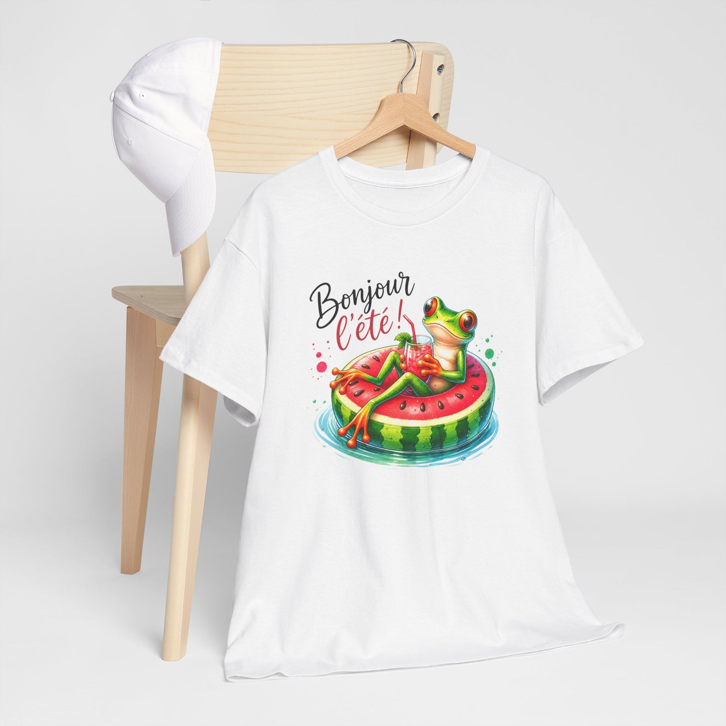 Tee-Shirt Bonjour l’Été Grenouille sur Bouée Pastèque – Cadeau Vacances Homme Femme Humour Soleil Plage