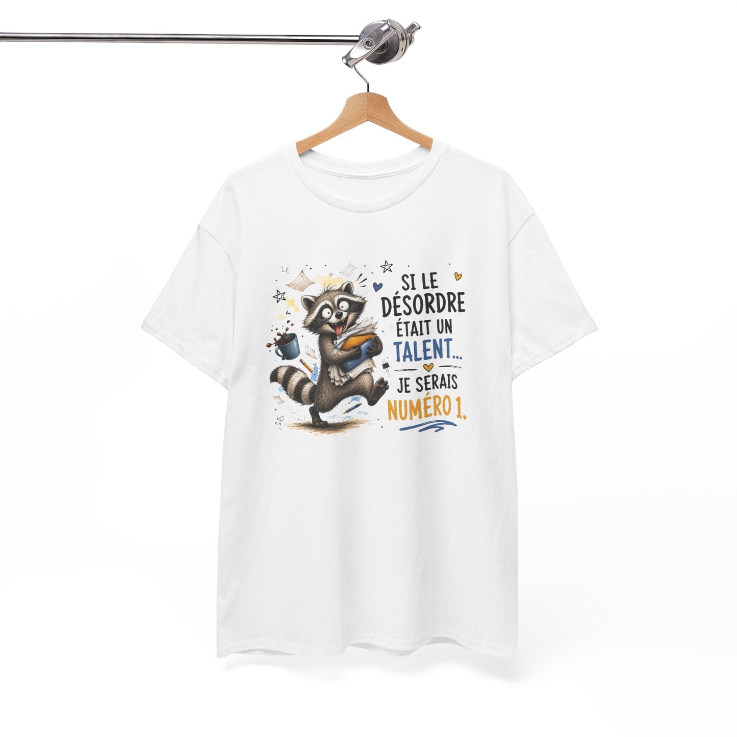 Tee-Shirt Humour Homme et Femme – Raton Laveur Drôle Désordre Bureau Travail – Idée Cadeau Original Collègue Anniversaire