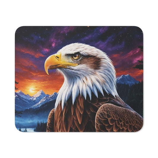 Tapis de Souris Aigle Majestueux  Illustration Montagne & Coucher de Soleil Style Réaliste Épique Accessoire de Bureau Inspirant