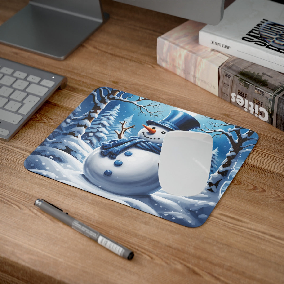 Tapis de Souris Bonhomme de Neige Bleu Forêt Enneigée sous la Lune Idée cadeau