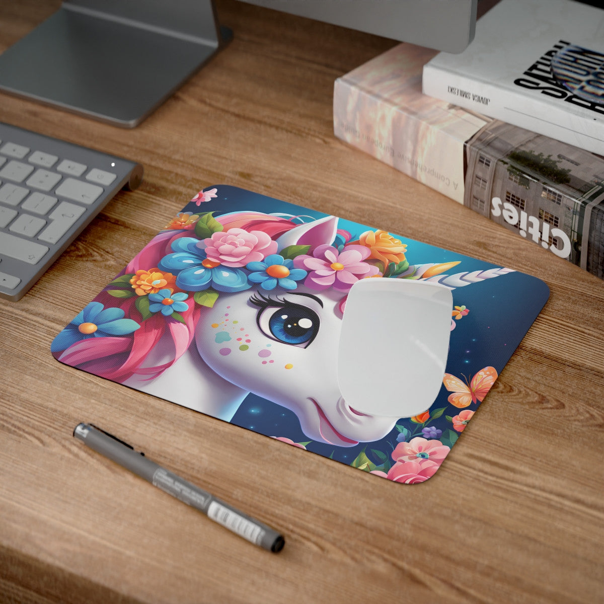 Tapis de Souris Licorne Arc-en-Ciel  Portrait Licorne Fleurie avec Yeux Bleus Étincelants