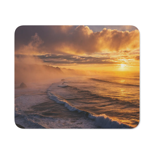 Tapis de Souris Paysage Océanique Coucher de Soleil Doré sur Vagues et Brume Marine