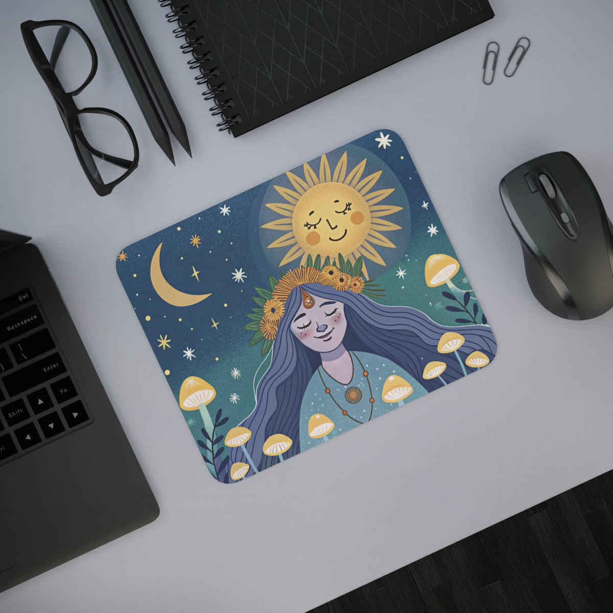 Tapis de Souris Bohème Sorcière Lunaire  Soleil et Lune Champignons Magiques, Fée Mystique Accessoire Zen pour Bureau ou Gaming