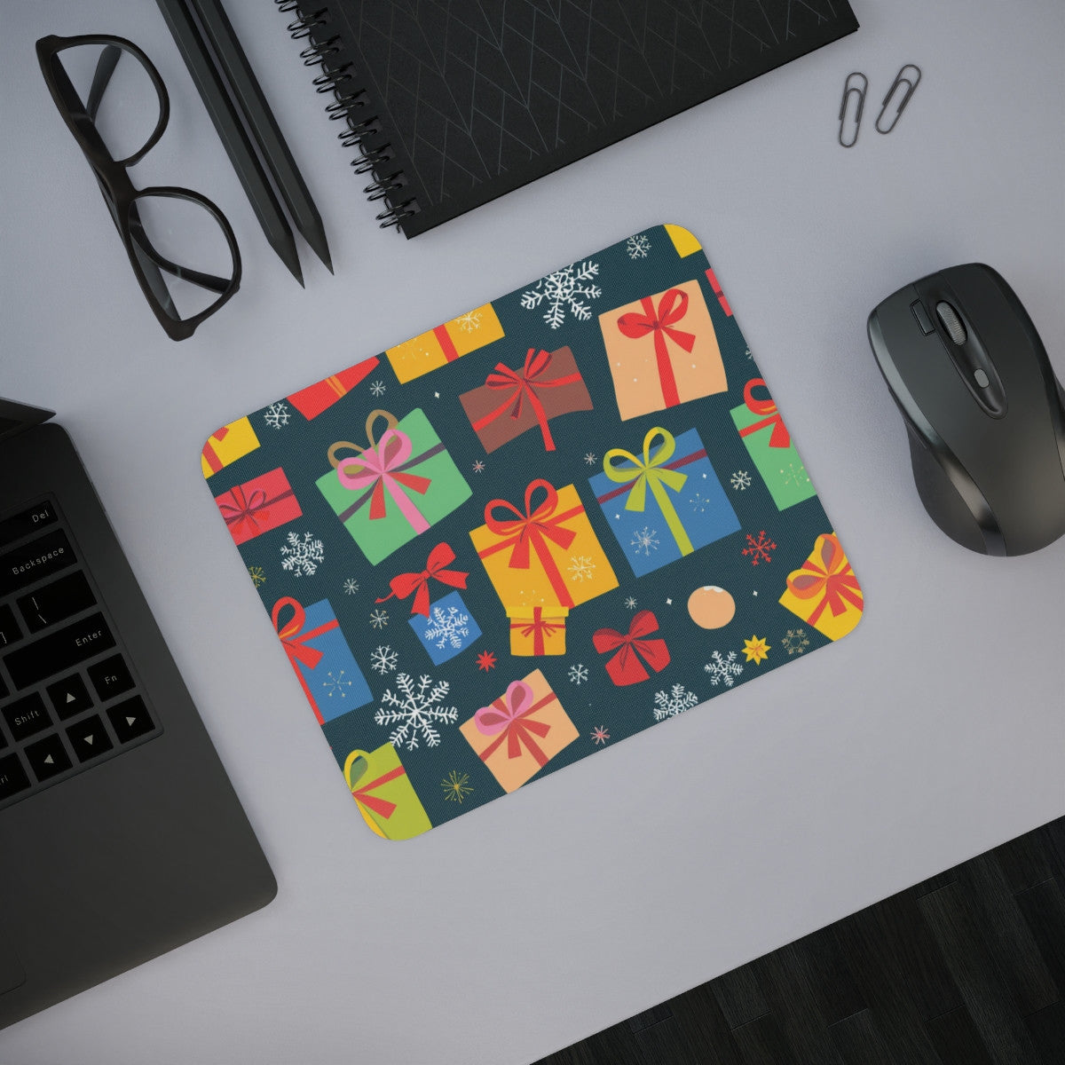 Tapis de Souris Noël Cadeaux Multicolores Design Graphique Moderne avec Flocons de Neige