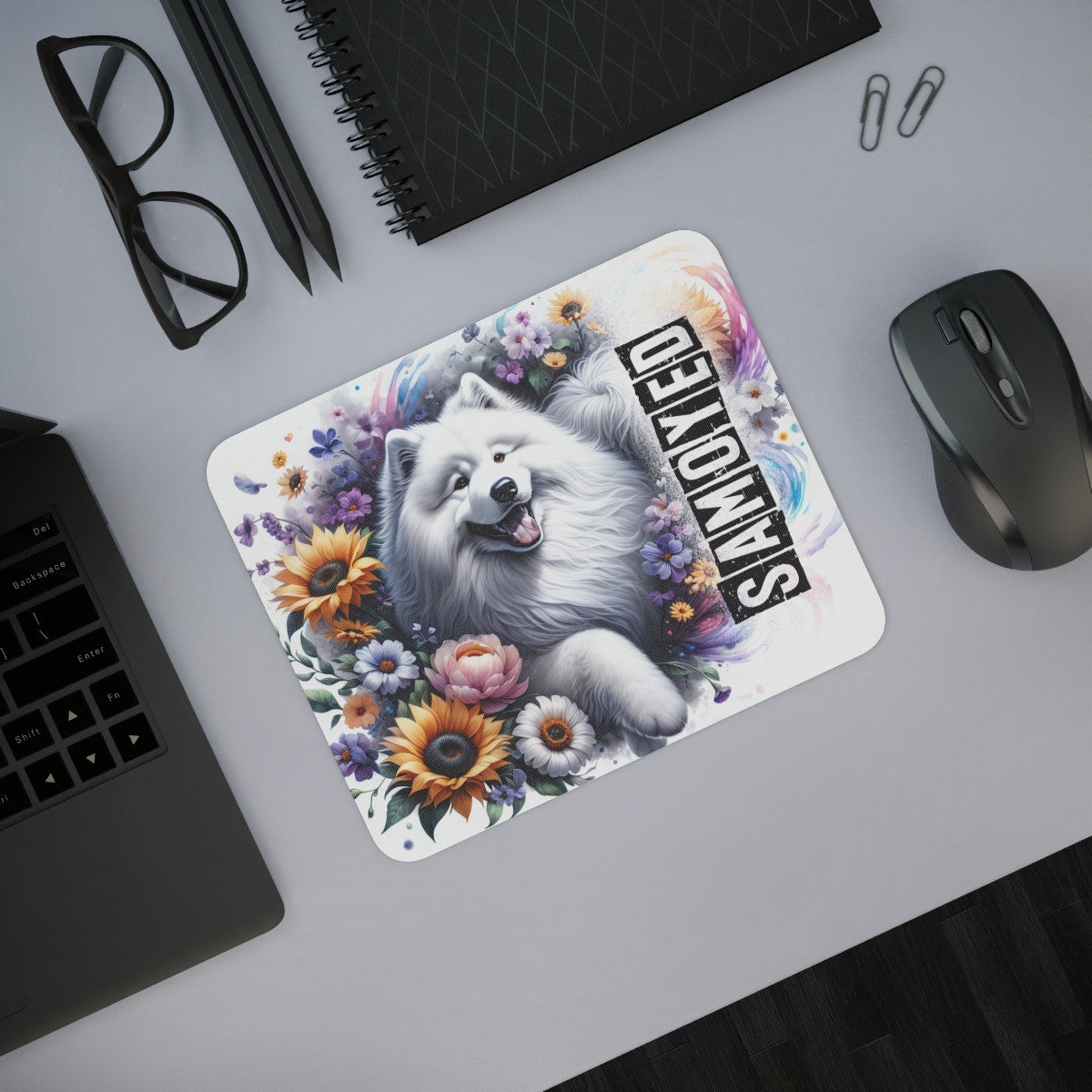 Tapis de Souris Samoyède Mignon et Artistique Chien Blanc Sourire Légendaire dans un Décor Floral