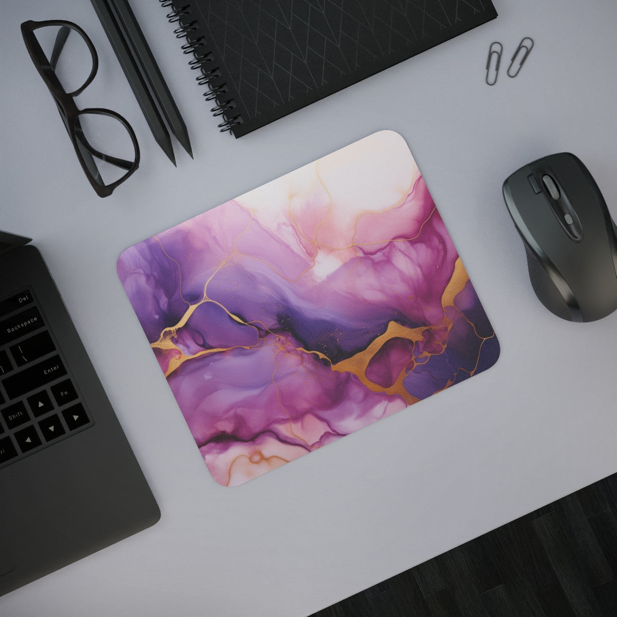 Tapis de Souris Abstrait Violet et Doré Design Luxe Marbré Fluide pour Bureau, Gaming ou Déco Élégante Style Art Moderne Chic