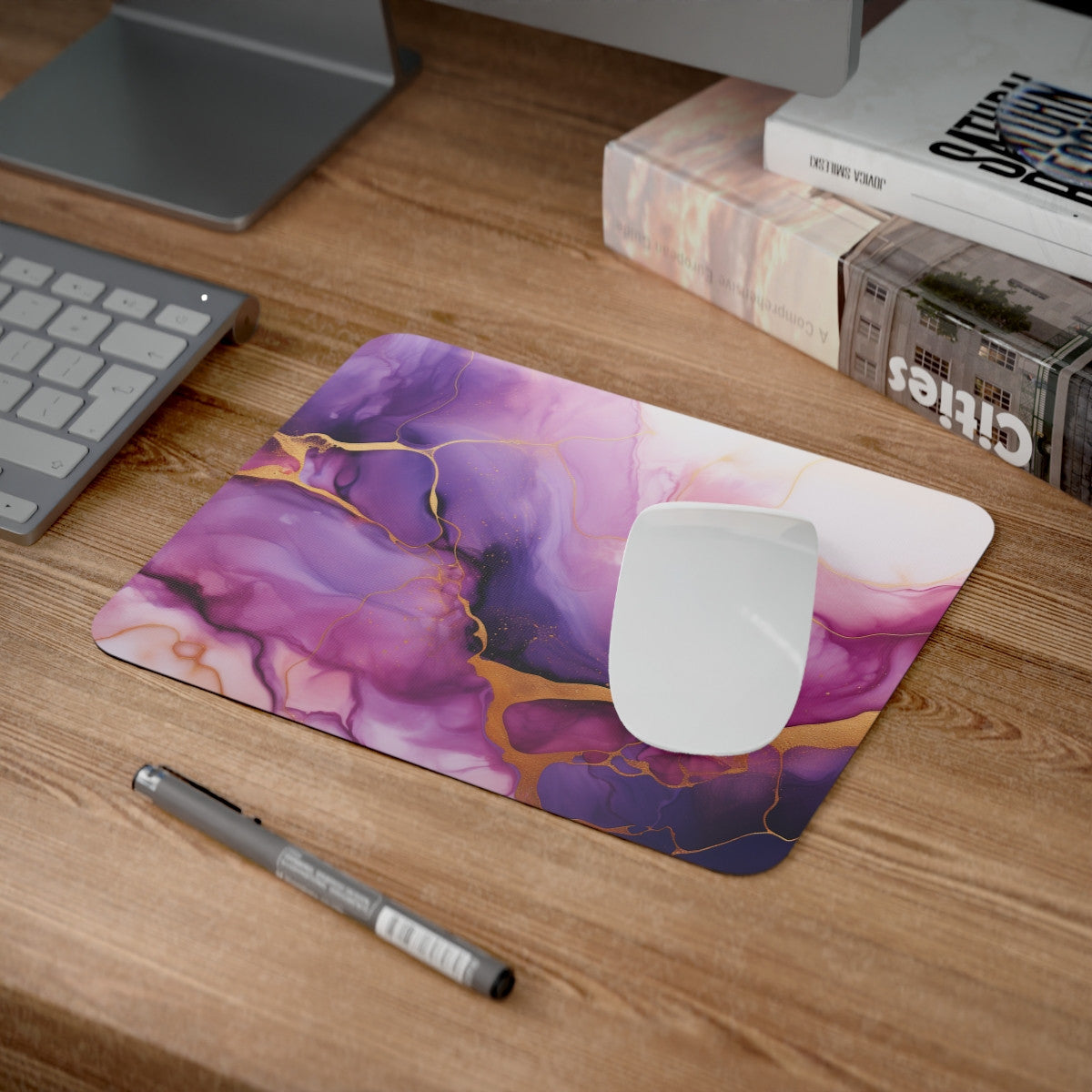 Tapis de Souris Abstrait Violet et Doré Design Luxe Marbré Fluide pour Bureau, Gaming ou Déco Élégante Style Art Moderne Chic