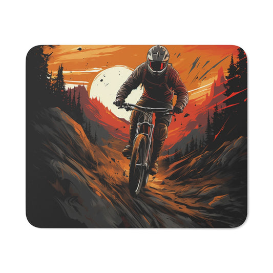 Tapis de Souris VTT Descente Cycliste en Montagne au Coucher du Soleil Design Aventure Extrême