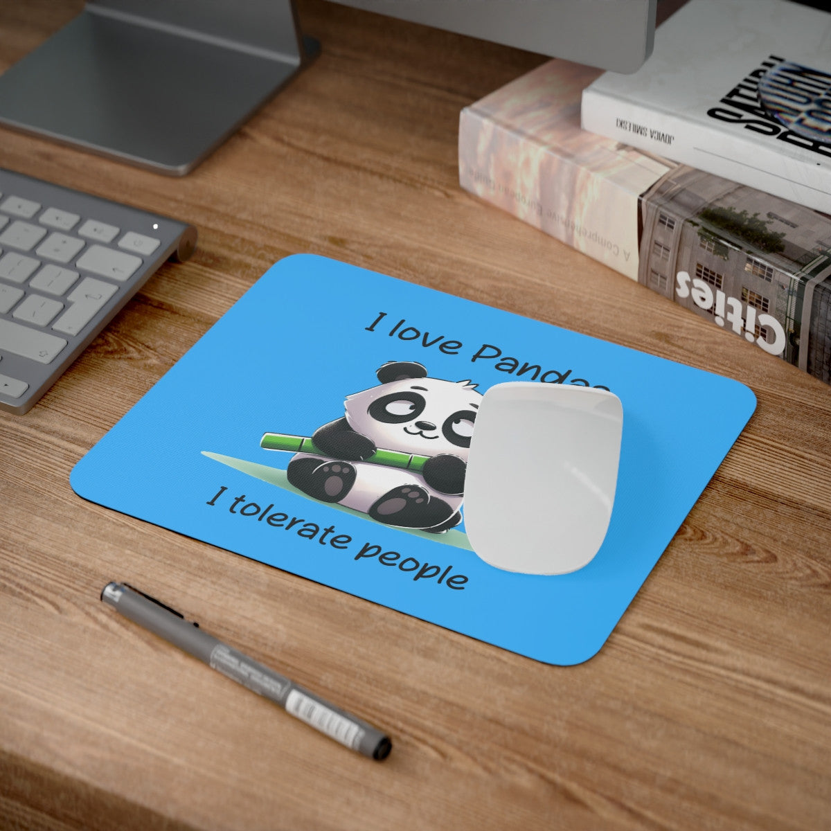 Tapis de souris 22x18 cm – Panda Kawaii & Message Sarcastique – Fond Bleu – «
