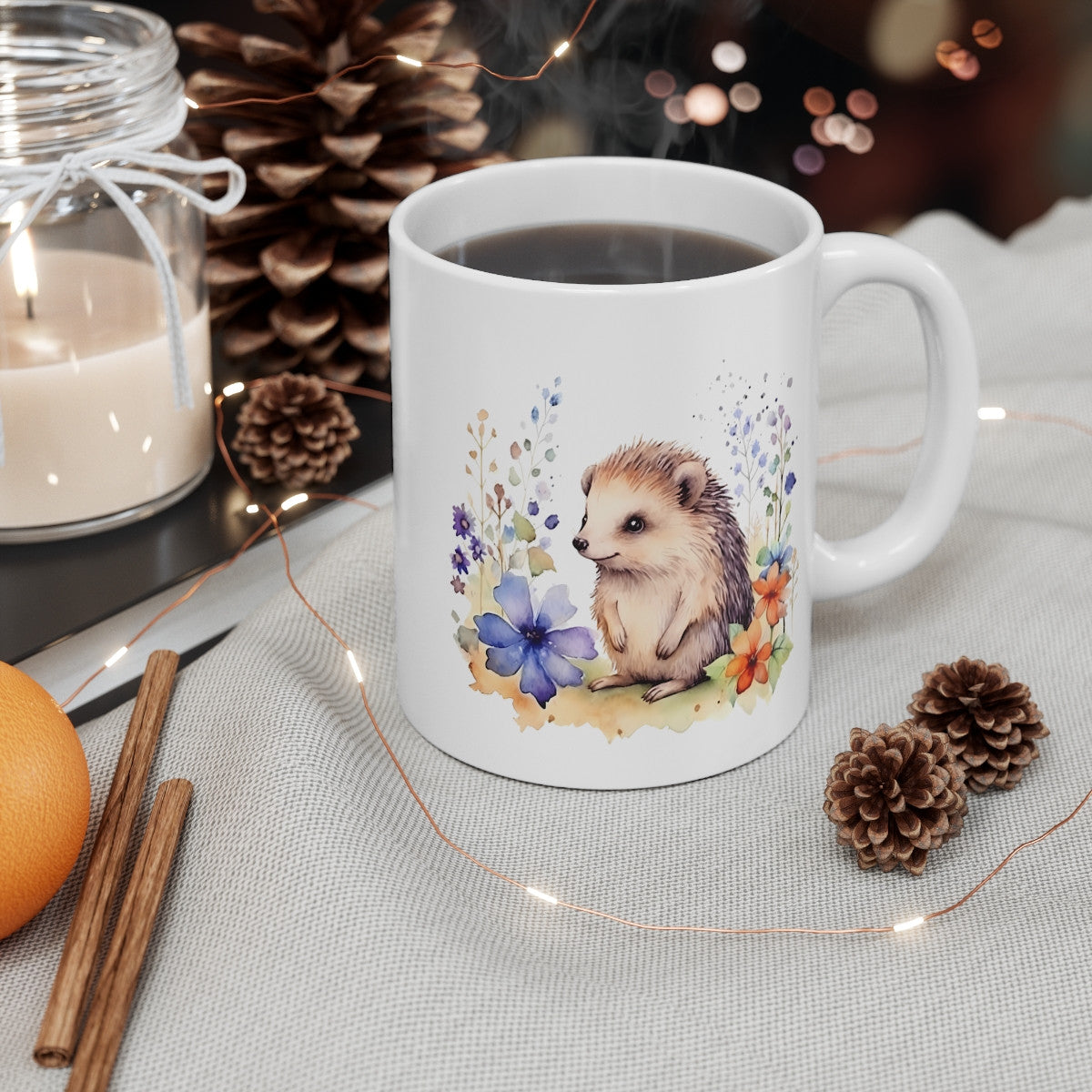 Mug Hérisson Fleuri – “Petit Hérisson et Fleurs Sauvages” – Illustration Douce, Nature et Forêt
