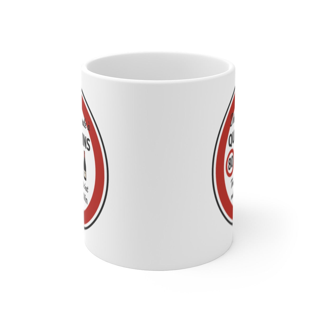 Mug Humour Vin – Panneau 80 “Je roule à Quatre Vins” – Design Drôle pour Amateurs de Vin – Cadeau Apéro