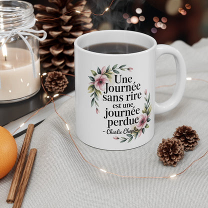 Mug Citation Charlie Chaplin – “Une Journée sans Rire” – Floral Poétique – Tasse Céramique 325ml