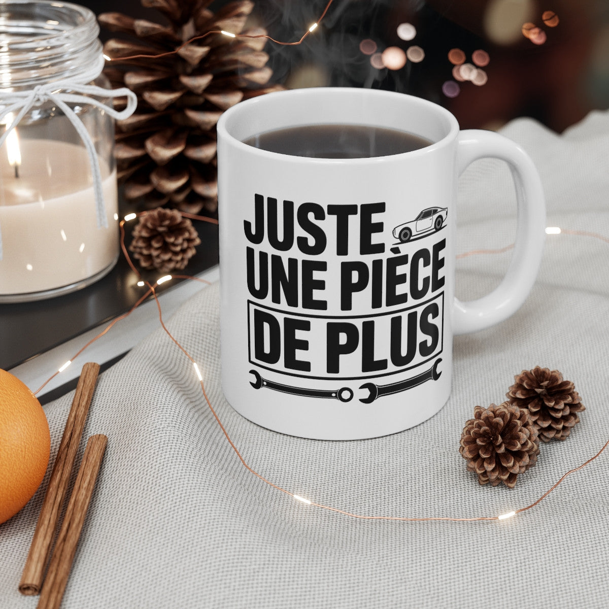 Tasse Céramique 325ml “Juste Une Pièce de Plus” – Mug Humour Mécanicien Voiture – Cadeau Garage
