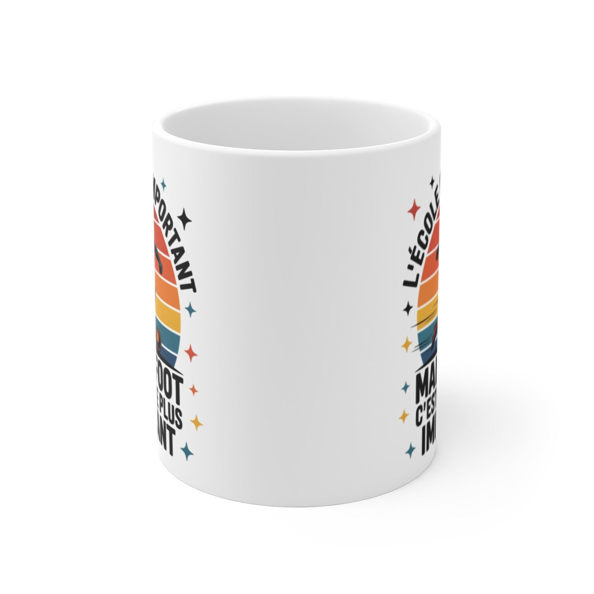 Tasse Céramique 325 ml L’école c’est important mais le foot encore plus – Mug Humour Fan de Football