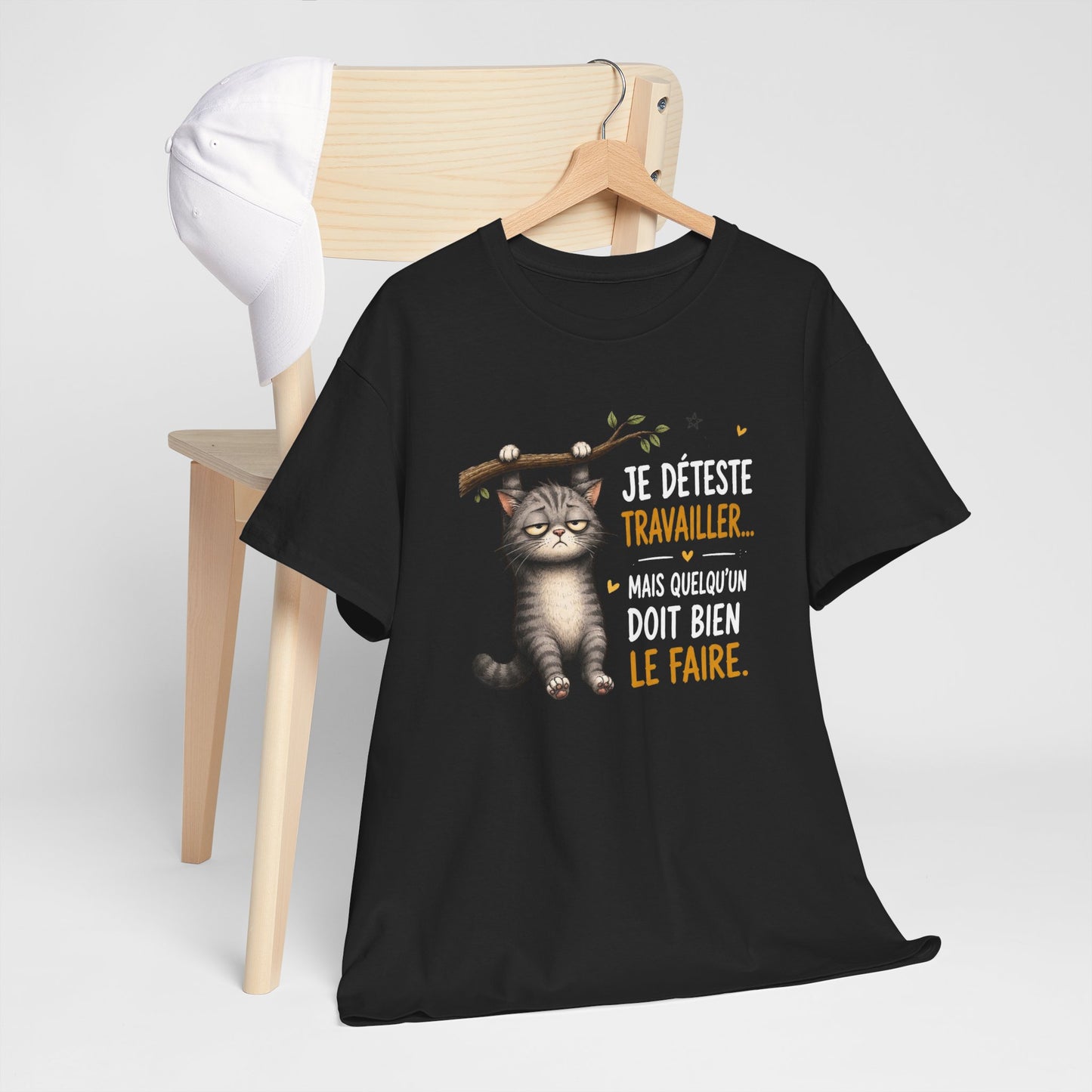 Tee-Shirt Humour Homme et Femme – Chat Drôle Fatigué Travail Bureau – Idée Cadeau Original Collègue Anniversaire